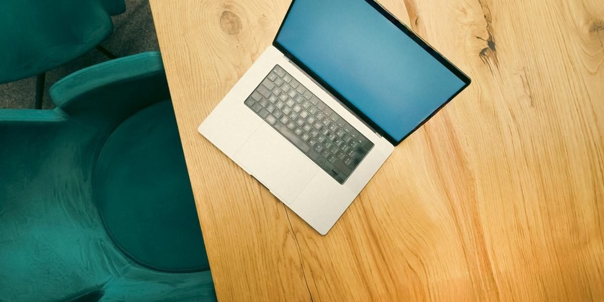Newsletter signup form open on a laptop in an editorial office